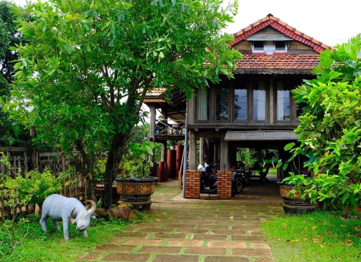 Plei Homestay & Café Pleiku Luaran gambar